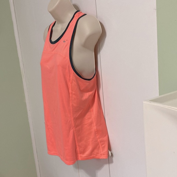NIKE Dri-Fit Women's Orange Creamsicle Tank Top Racerback Women's Medium - Picture 3 of 15